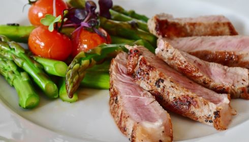 Как похудеть к лету: топ-4 вкусных экспресс-диет для тех, кто любит поесть